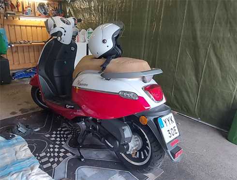 Moped Viarelli Vincero stulen i Göteborg